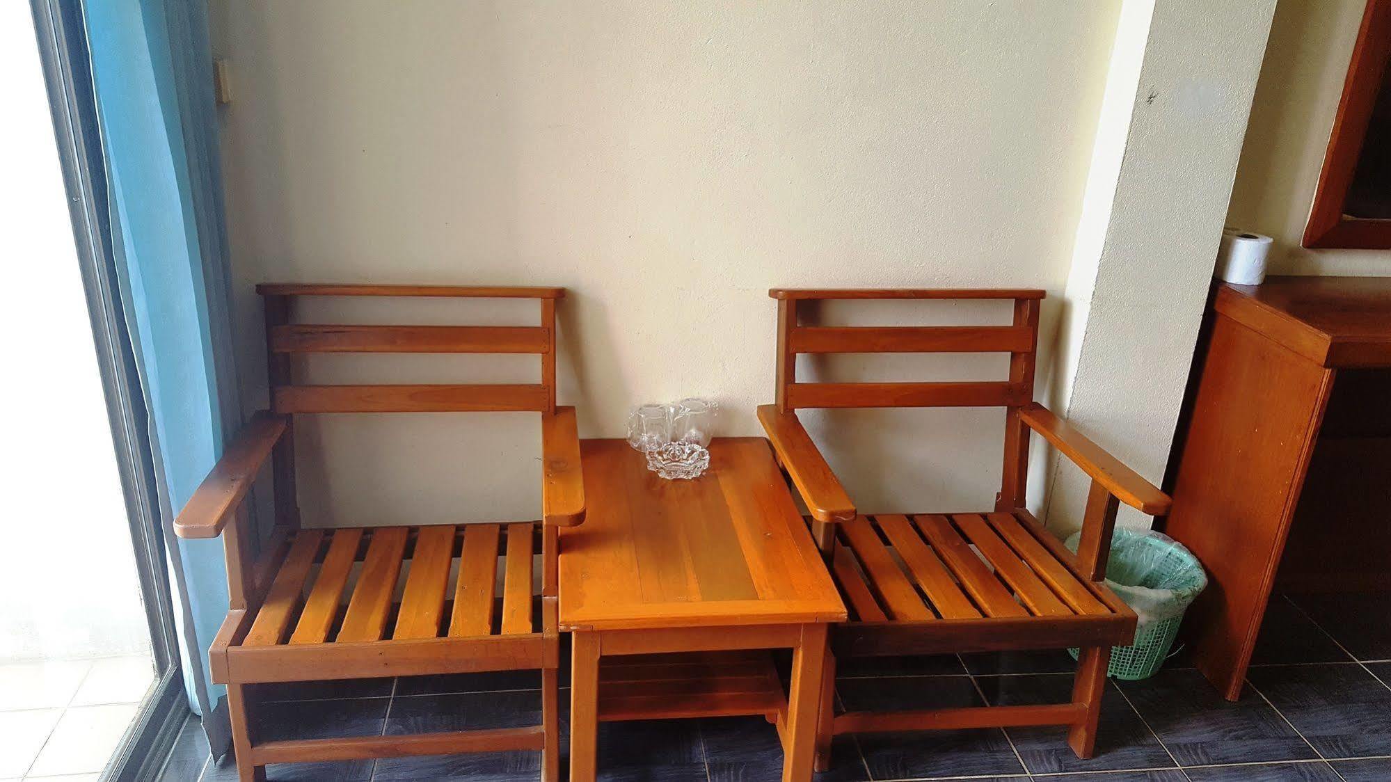 Rattana & Koh Samui